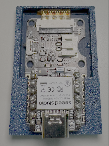 Badge using nRF52840 microcontroller, in 3D printed enclosure